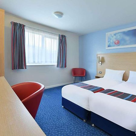 Travelodge Milton Keynes Old Stratford Cameră foto